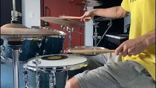 Drums + DJ | Discotecando na bateria