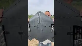 RC B-2 Spirit Stealth Bomber in Action! 💣 #B2 #RCJet #StealthBomber #RCPlanes #AviationFans #shorts