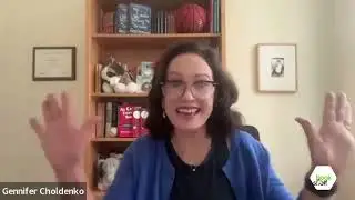 В центре внимания автора книги «Bee's Bookshelf»: ​​Дженнифер Чолденко
