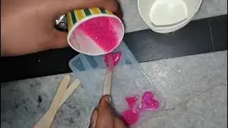 First time 🤯 trying resin art 🎭 kit 😲 # priya #priyanshi #art #first art video 📸#subscribe 