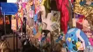 La basura de la playa se 'aloja' en un hotel del centro de Roma