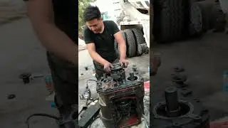 Auto Mechanic Technique #cars #trucks #mechanic #isuzuexpert #mechanicskill #cargarage #garage #ad