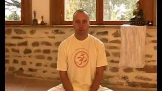 AUM mantra, SADHAKA.NL, workshops in Frankrijk en Nederland. (vakantie hatha mantra meditatie)