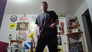 Buster Boone Karaoke - George Thorogood - Bad To The Bone