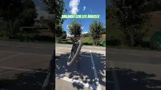BAILANDO CON LOS &Aacute;RBOLES 🌳 🕺 🪩 😂 #bikecrazy #ebike #funnyvideo #funnymoments #ebikes