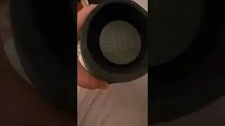 Сравнение колонок JBL essential 2 оригинал JBL charge 3 не оригинал