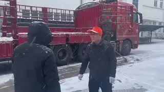 Delivering the goods in the midst of heavy snowfall