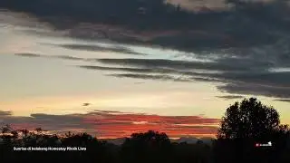 menikmati sunrise dari @homestaypiknikliwa | Musik:Remembering Lost LovePemusik:Maike Watson