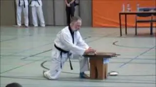 Taekwondo, Bruchtest zum 7. DAN