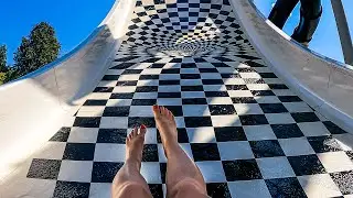 Fake Illusion Water Slide at Rukkel-t&oacute; Waterpark