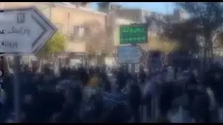 🇮🇷 Iranian Protestors Can Be Heard Chanting Anti Khamenei Slogans (29 December 2025)