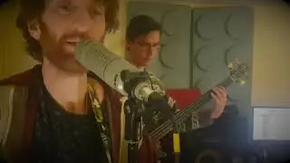 Red Rock - Peter Hunt with the Hummin'