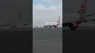 🕊️The plane carrying Hon. Raila Odinga&rsquo;s body has landed at JKIA. #railaodinga  #FYP #trendingkenya