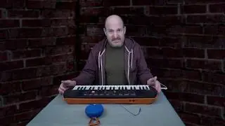 How I made the Casio SA-76 sound better using a small Bluetooth speaker