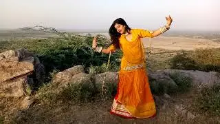 Gori gori gajban bani thani !! super hit dance monika