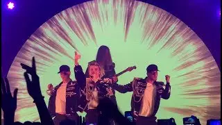 Mikolas Josef - Abu Dhabi @ Ostrava, BrickHouse DOV - 14.12.2019