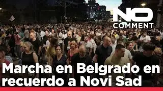 Un grupo de estudiantes marcha en Novi Sad diez meses despu&eacute;s del colapso mortal de una marquesina