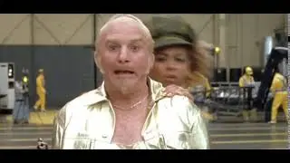 Foxxy Cleopatra vs Goldmember