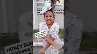 Flashy backy🥰🐰  