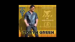 Toryn Green singing 