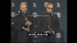 Steely Dan backstage at the Grammys (February 21, 2001)