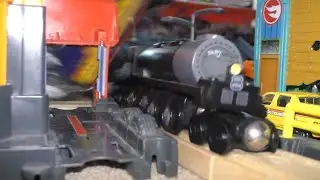 Wooden Train Railfanning w/ Union Pacific Big Boy CRASH!