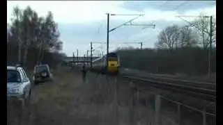 43367 and 43119 approach Darlington station