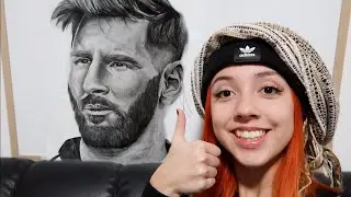 DIBUJANDO A FAMOSOS SIN VER