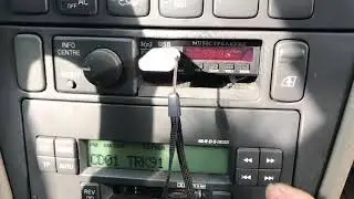 Volvo S40 HU-405 aux usb changer