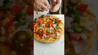 Double layered pizza with liquid cheese#shorts