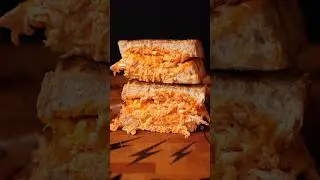 Buffalo Chicken Grilled Cheese #recipe