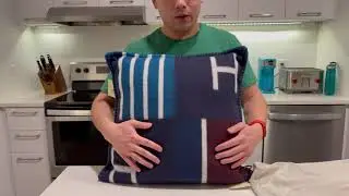 Herm&egrave;s Avalon Vibration Pillow