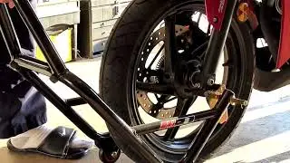 Motorcycle/Motorbike -  Paddock Stand/Lift stand/jack up/rear tyre for all bikes