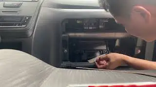 Toyota Avanza 2014-2020 Cabin filter location