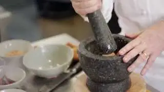 Дэвид Томпсон, тайская кухня: лапша с креветками и джемом чили