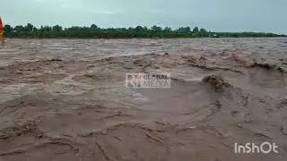 Chenab River;  Old Akhnoor Bridge Closed, administration asks to take alternate routes.