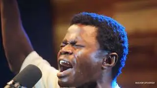 Worship that can win your soul and heal you one second #adomtv 😭😭🙏🙏🔥🔥#gospelsong #tv3 #fypシ゚viral 