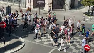 Anti-Macron, Anti-Pass Sanitaire, Anti-Vaccine Protest - Rue R&eacute;aumur, Paris - 14-Ao&ucirc;t-2021