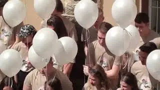 Végzős diákok udvari szerenádja 2022. április 29.