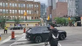 College Street and Spadina Avenue intersection.