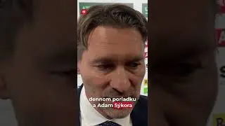 🏒 Tr&eacute;ner Slovenska Vladim&iacute;r Orsz&aacute;gh o v&yacute;kone Adama S&yacute;koru #hokej #slovensko #sykora&nbsp;#orszagh