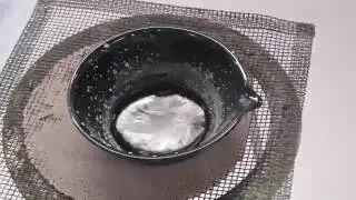 Salzl&ouml;sung wird eingedampft