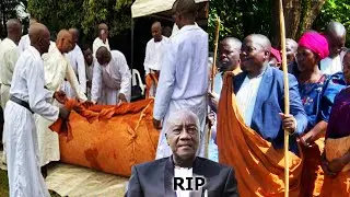 Okuziika Lwomwa mu mbugo. Wuuno Omusiika we omupya akulira Ekika ky'endiga