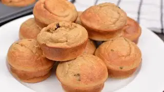 Baked Banana Oatmeal Muffin - healthy grab-n-go breakfast