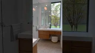 📍Dallas, TX | $2,125,000 Would you use an outdoors shower? #luxuryhomes #dallas #dfw #dfwrealestate