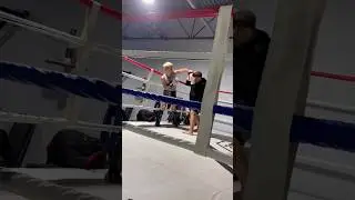 Flyweight mma fighter sparring heavyweight boxer
