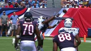 Cameron Meredith boxes out Adoree Jackson for diving 28 yard catch!