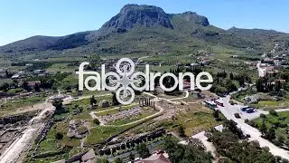&Eta; &alpha;&rho;&chi;&alpha;ί&alpha; &Kappa;ό&rho;&iota;&nu;&theta;&omicron;&sigmaf; &alpha;&pi;ό &psi;&eta;&lambda;ά - Ancient Corinth Greece, drone video