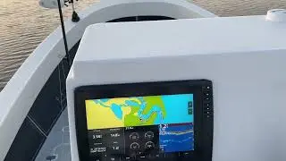 Atlas Boatworks 23F idles through 18