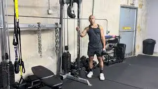 Beach Body: One Arm Dumbbell Lateral Raise